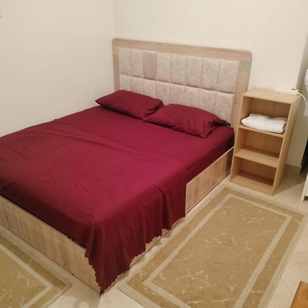 Nice Apartment Near The Train Station مكناز المظهر الخارجي الصورة